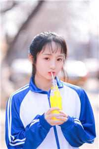 《炮灰女配修仙逆袭记》楼晗思