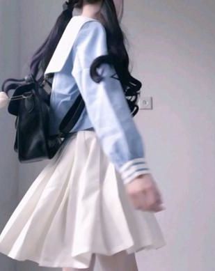 恶毒标签撕了吧 作者：麦麦