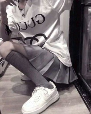 【热文】《公主为婢，疯批摄政王红眼囚她》夕颜 萧南晏