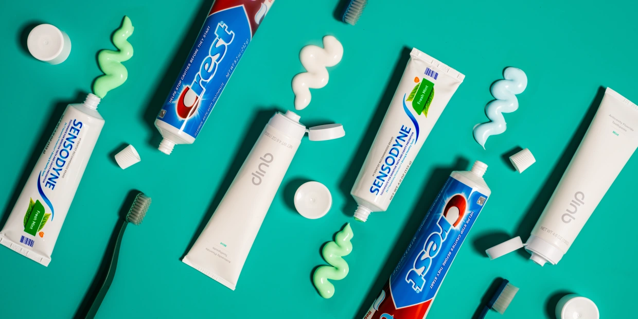 A picture of a tooth different types of toothpastes