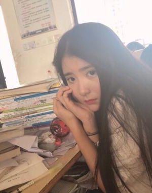 【快手热文】《他似万丈星光》洛寒川苏童惜